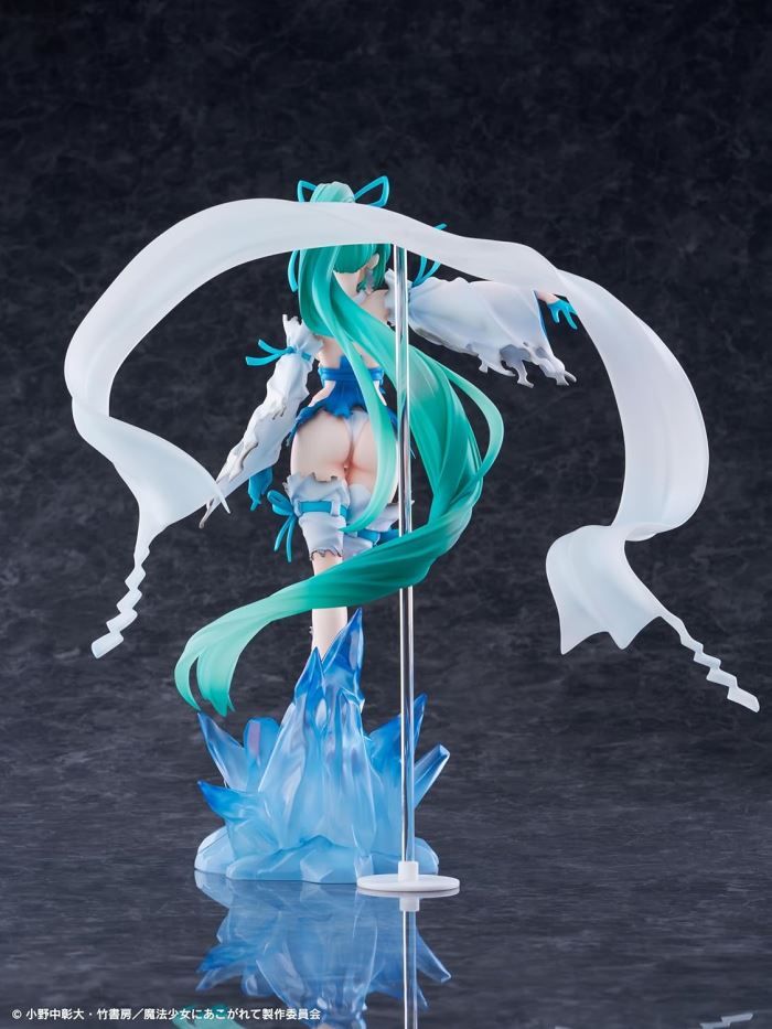 Longing for a Magical Girl Magia Azur Thin Ice Shrine Maiden DX ver