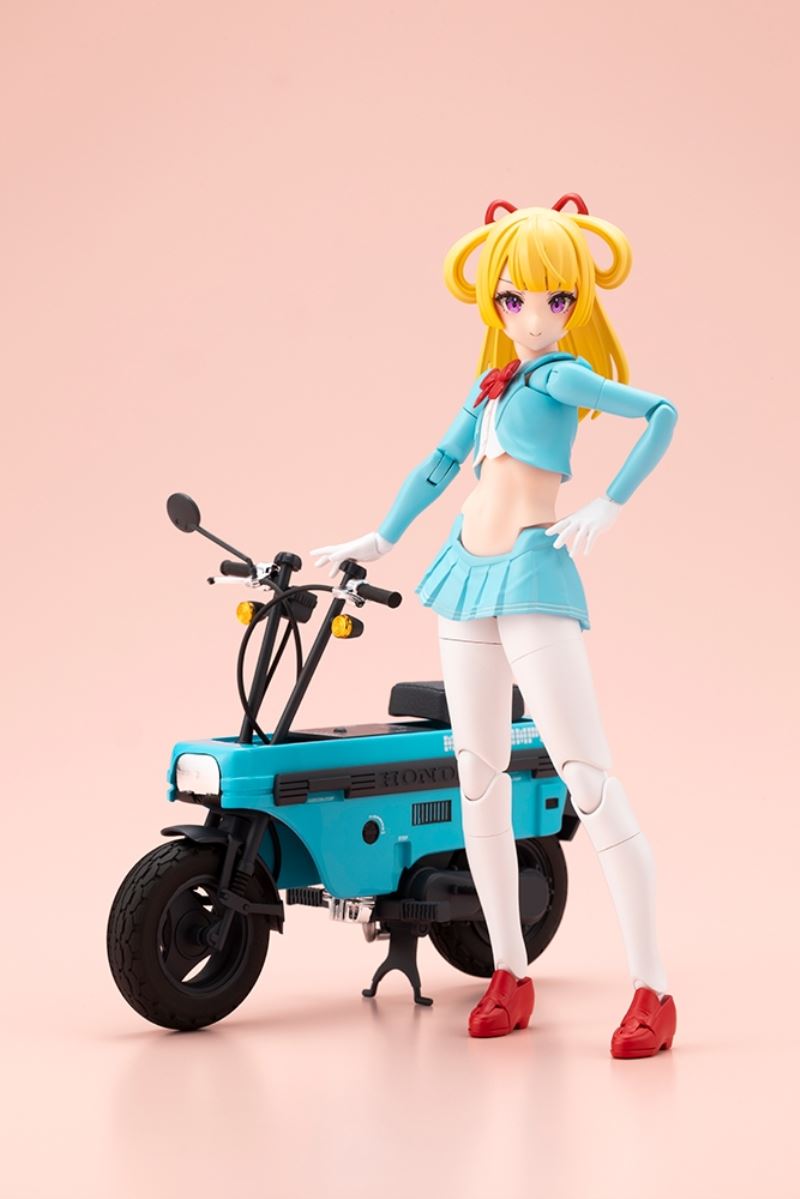 Megami Device USTER DOLL Night Alice with Honda AB12 Motocompo