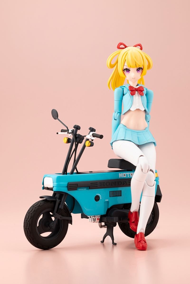 Megami Device USTER DOLL Night Alice with Honda AB12 Motocompo