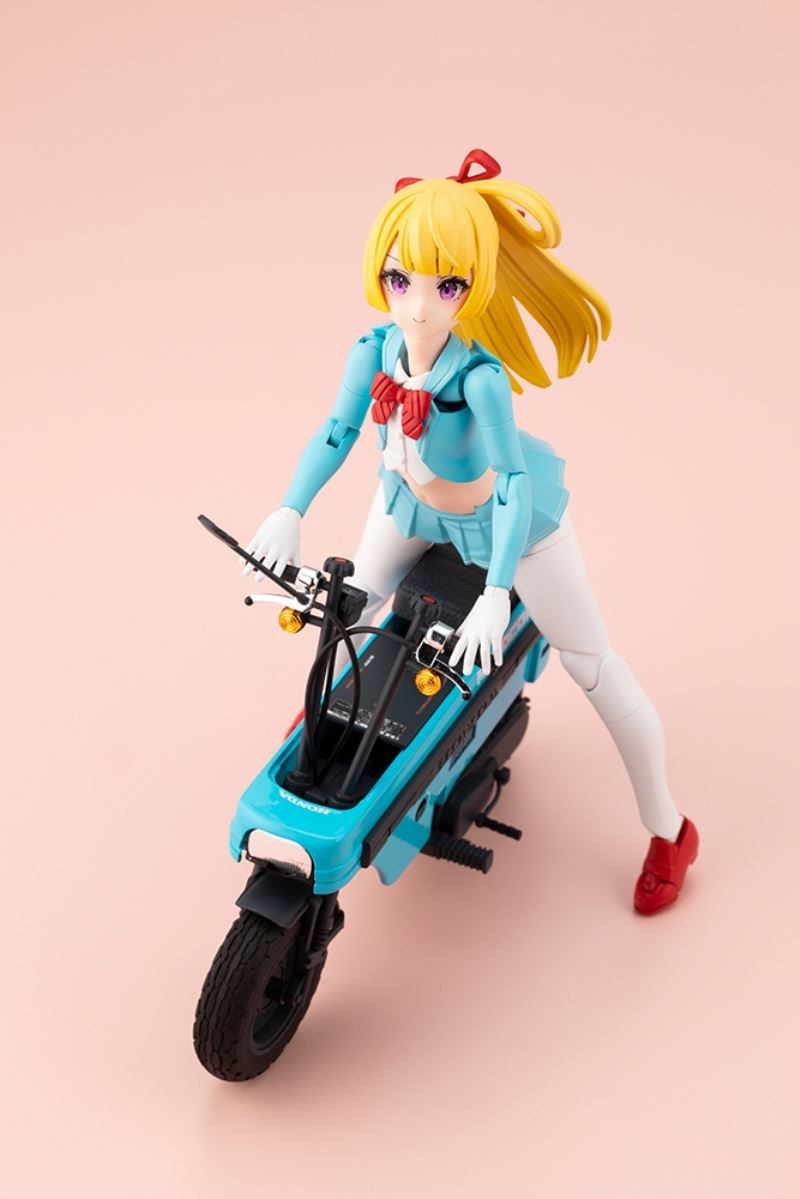 Megami Device USTER DOLL Night Alice with Honda AB12 Motocompo