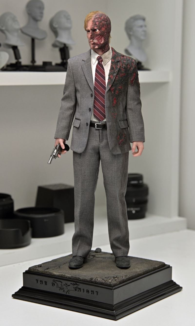 Harvey Dent / Two-Face - Batman The Dark Knight