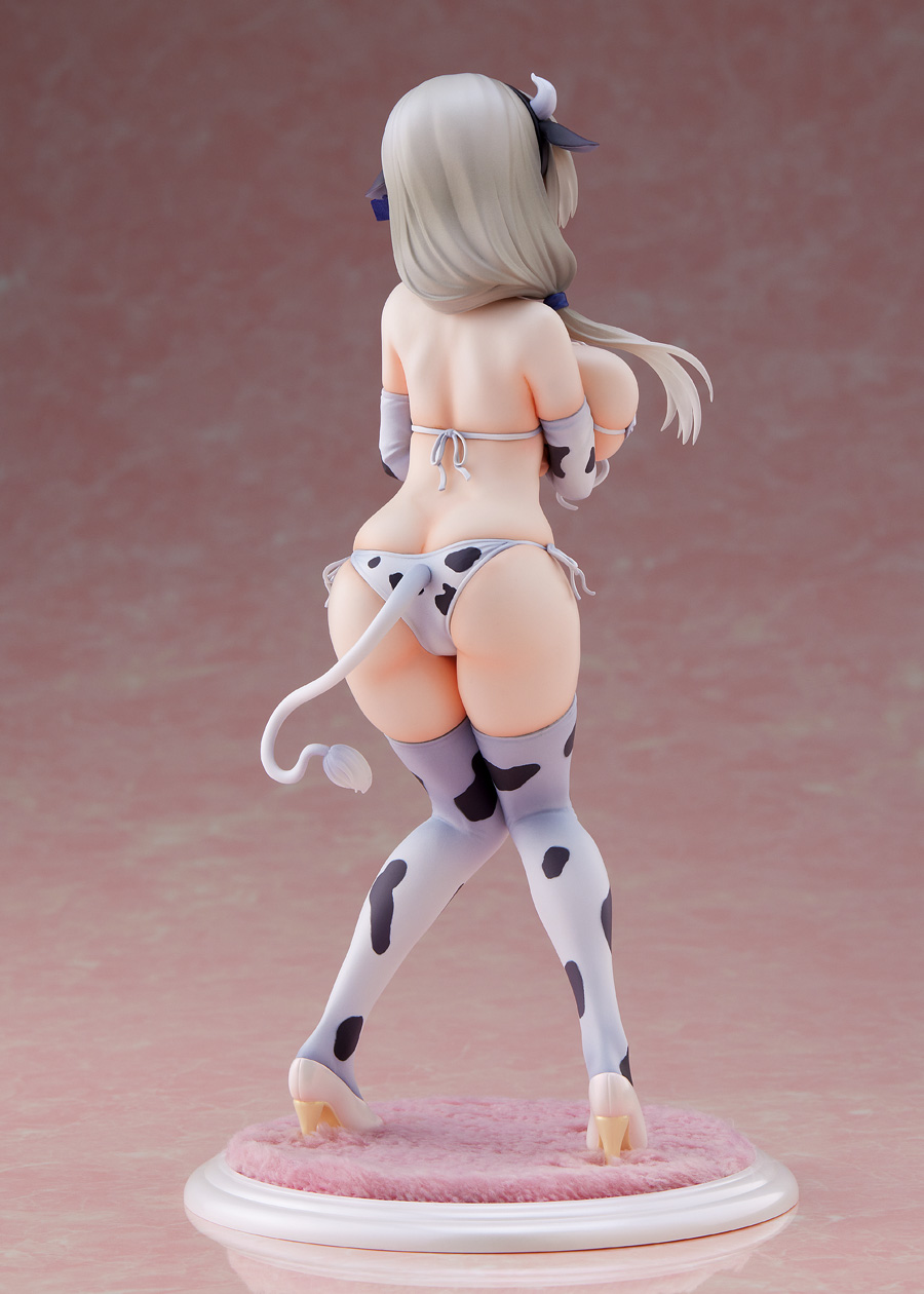 Dream Tech Figure Series Uzaki Tsuki [Cow Print Bikini]