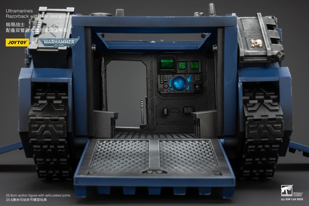 Model Collage Tool Kit & 1/18 Blood Angels Captain/Blood Priest/Ultramarines Porcupine Armored Vehicle