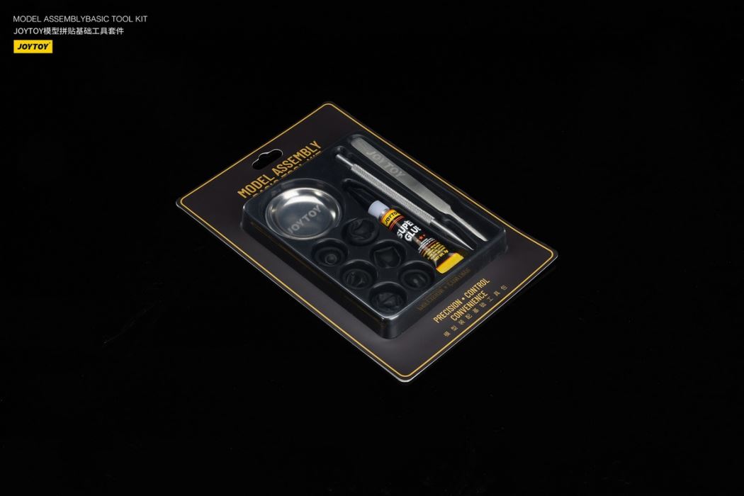 Model Collage Tool Kit & 1/18 Blood Angels Captain/Blood Priest/Ultramarines Porcupine Armored Vehicle