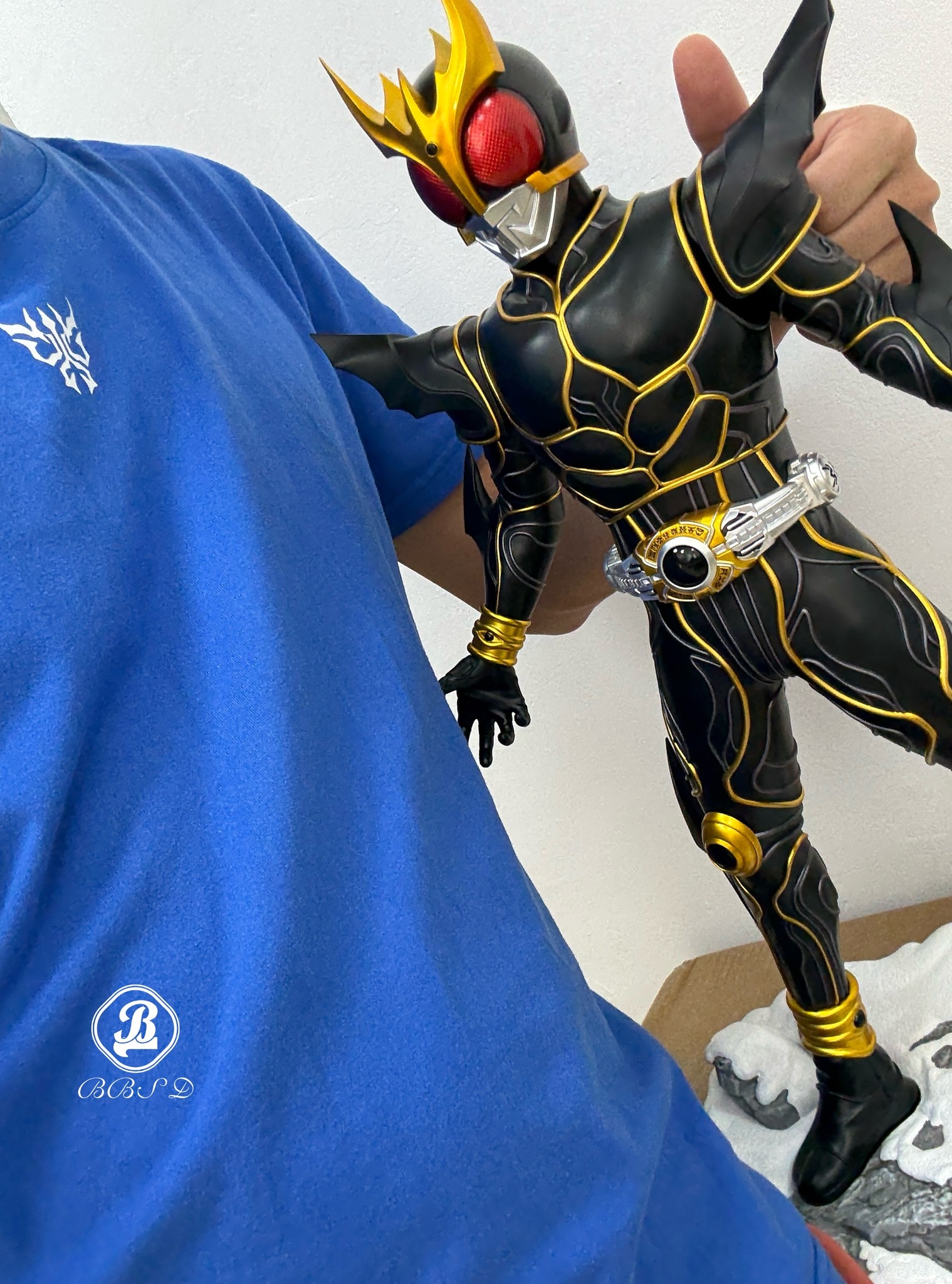 Masked Rider Kuuga ultimate form 1/4