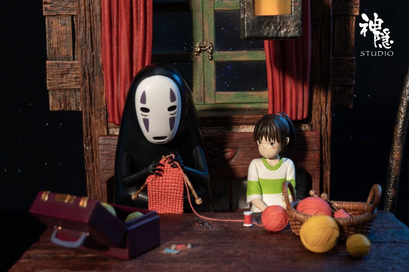 No-Face Man & Chihiro Ogino - Spirited Away 