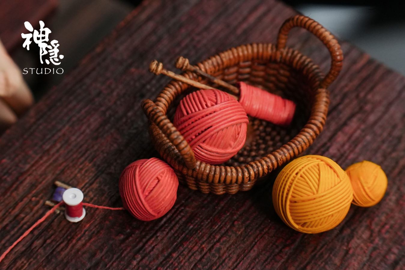 No-Face Man & Chihiro Ogino - Spirited Away 