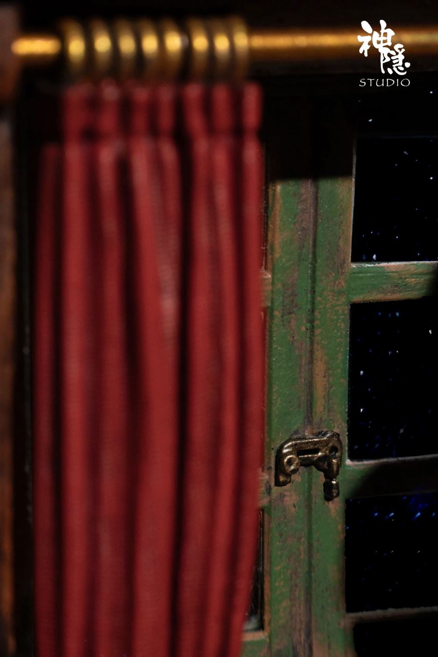 No-Face Man & Chihiro Ogino - Spirited Away 