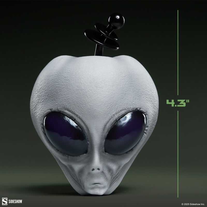 Alien Apple