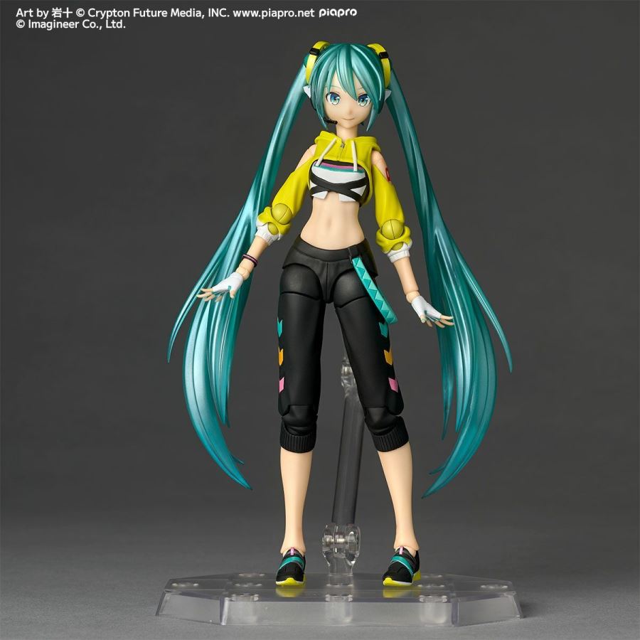 Revoltech Amazing Yamaguchi Hatsune Miku Fit Boxing Ver
