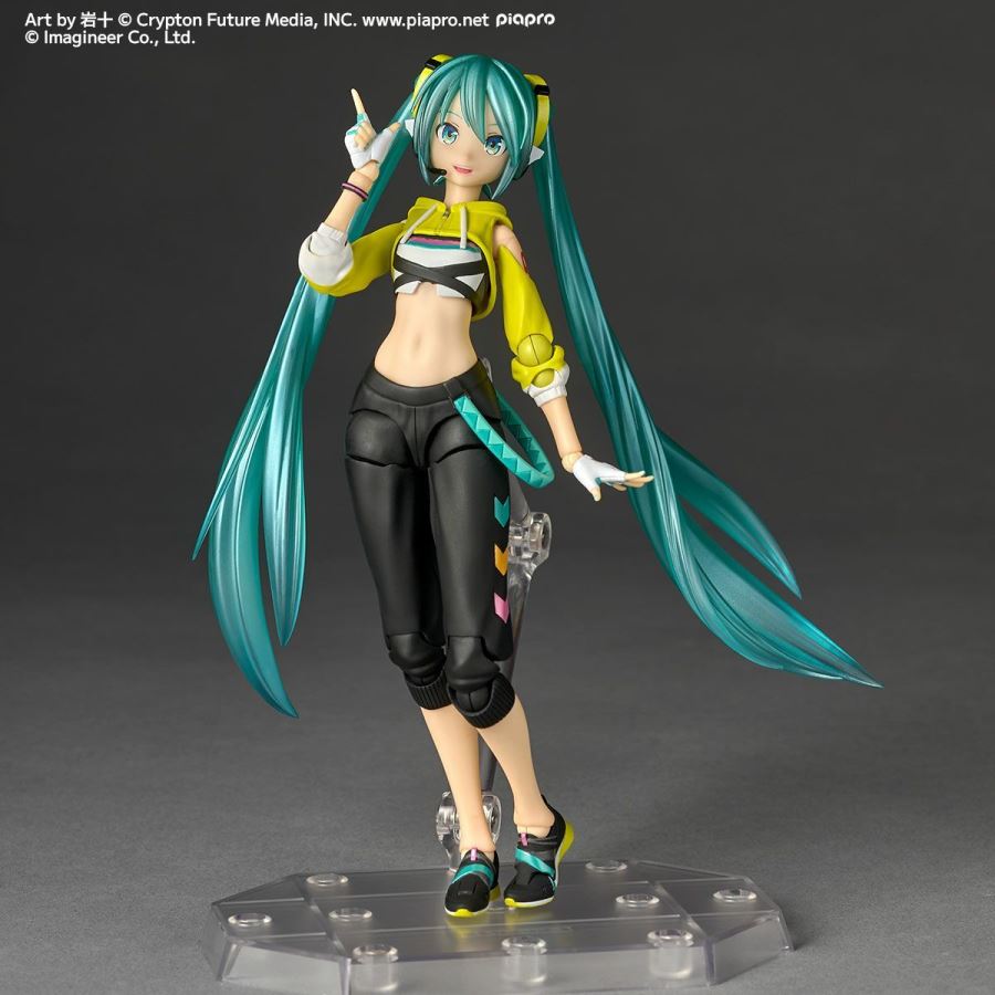 Revoltech Amazing Yamaguchi Hatsune Miku Fit Boxing Ver