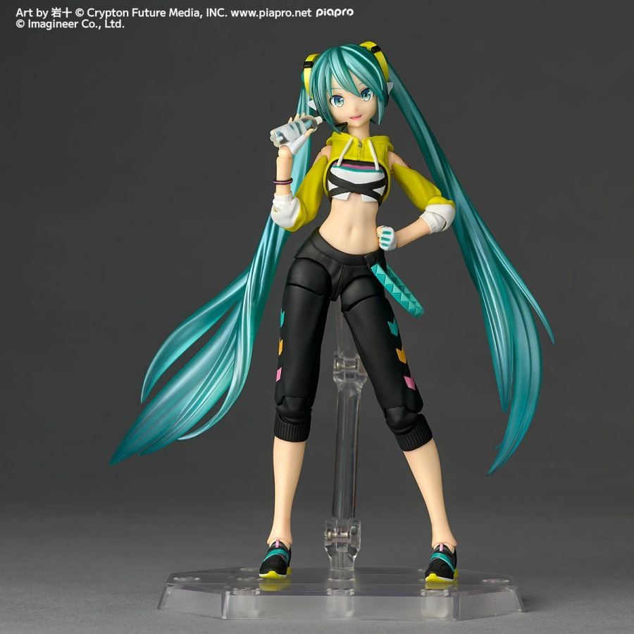 Revoltech Amazing Yamaguchi Hatsune Miku Fit Boxing Ver