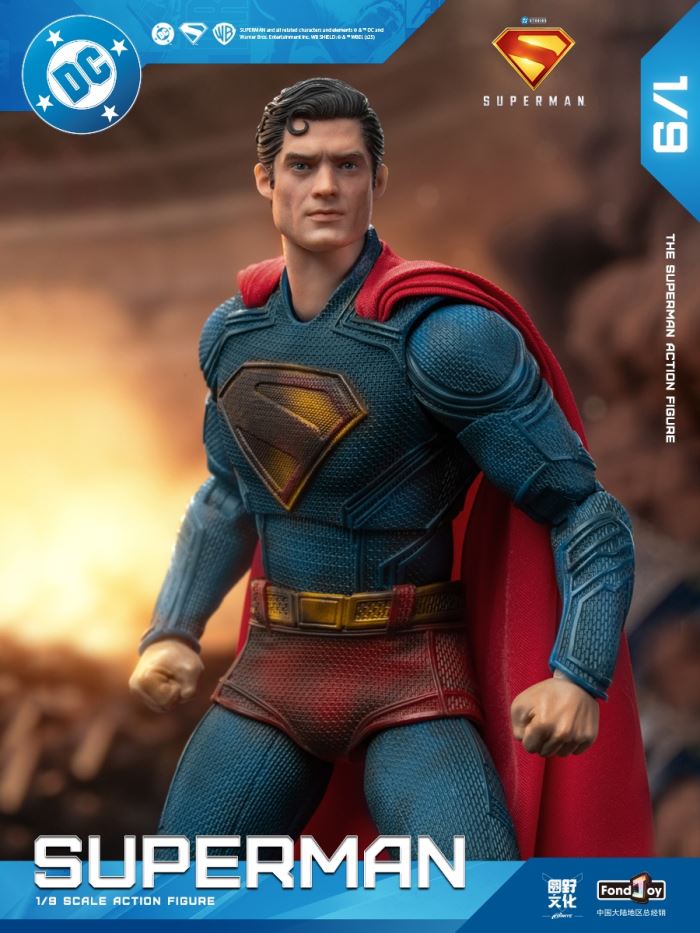 Battle-Damaged New Superman 1/9