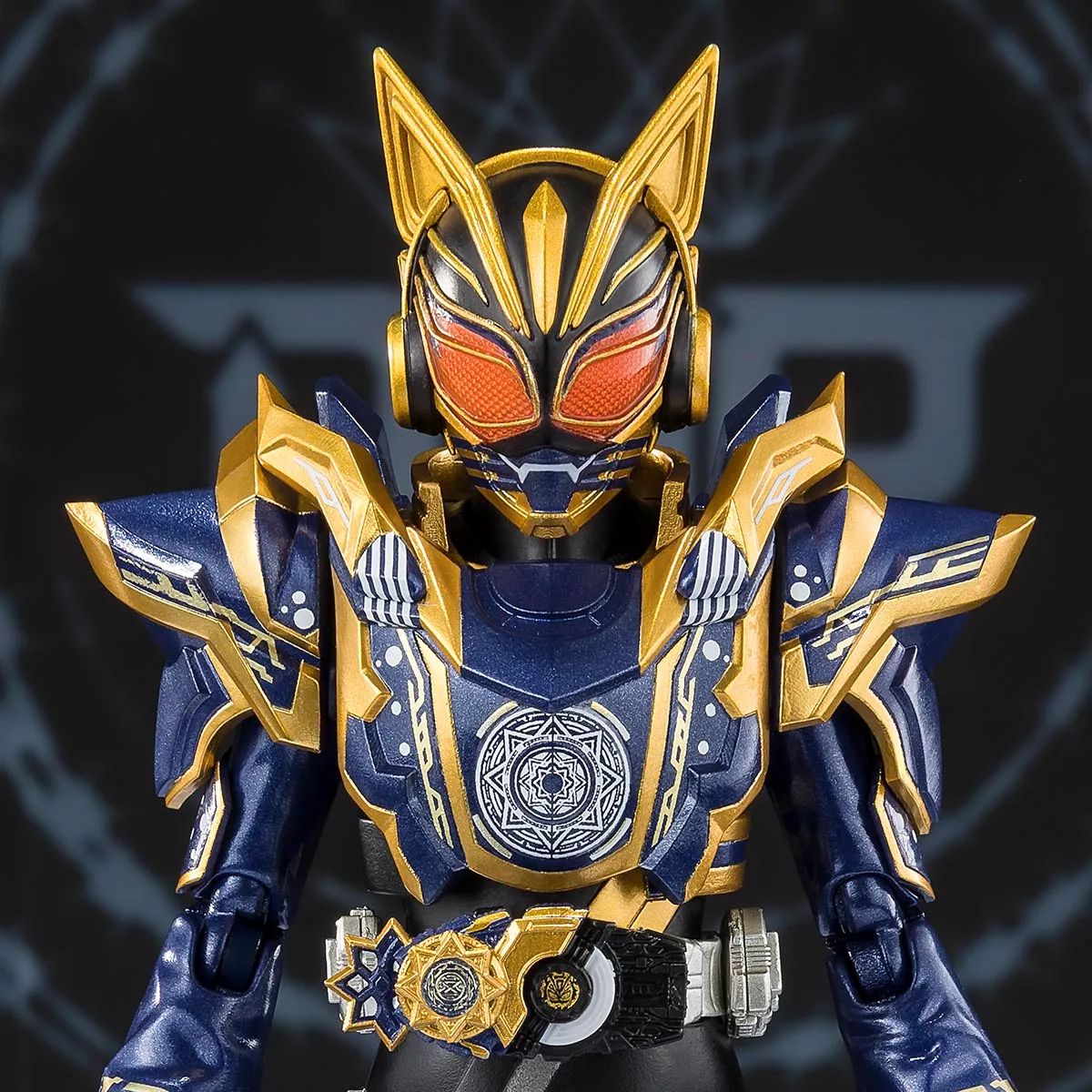 SHFiguarts Kamen Rider Nago Fantasy Form