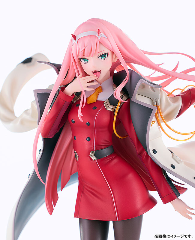DARLING in the FRANXX Zero Two 1/7