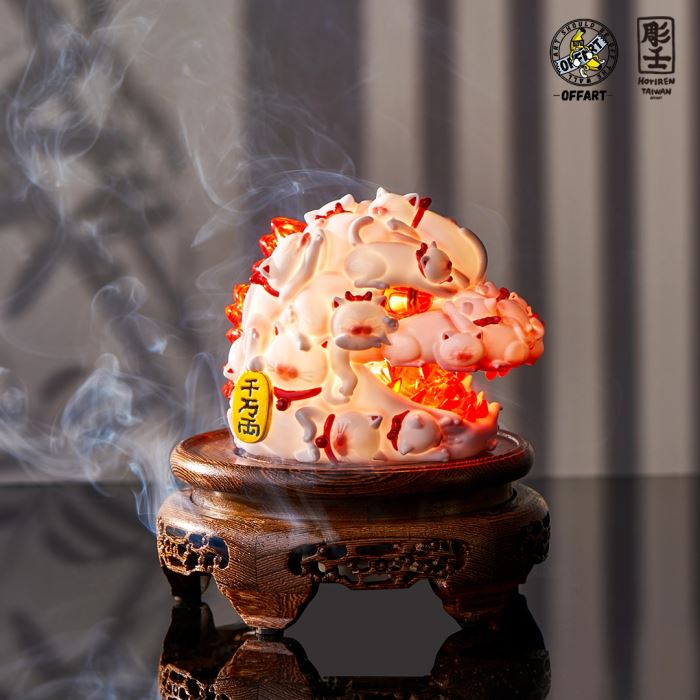 Hundred Cats Red Lotus Mini Fortune Head Carving