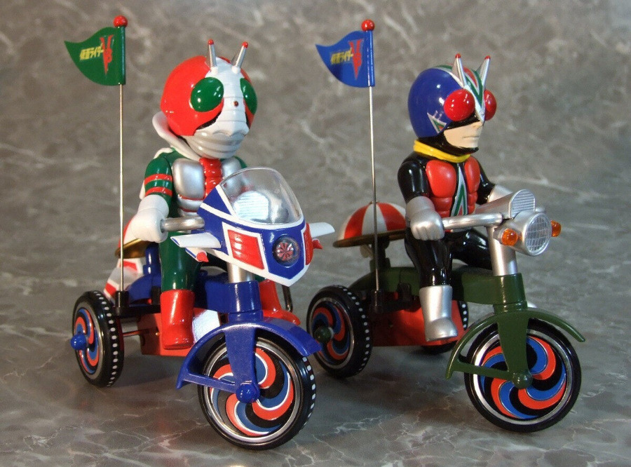 EX tricycle Kamen Rider V3 & Rider Man