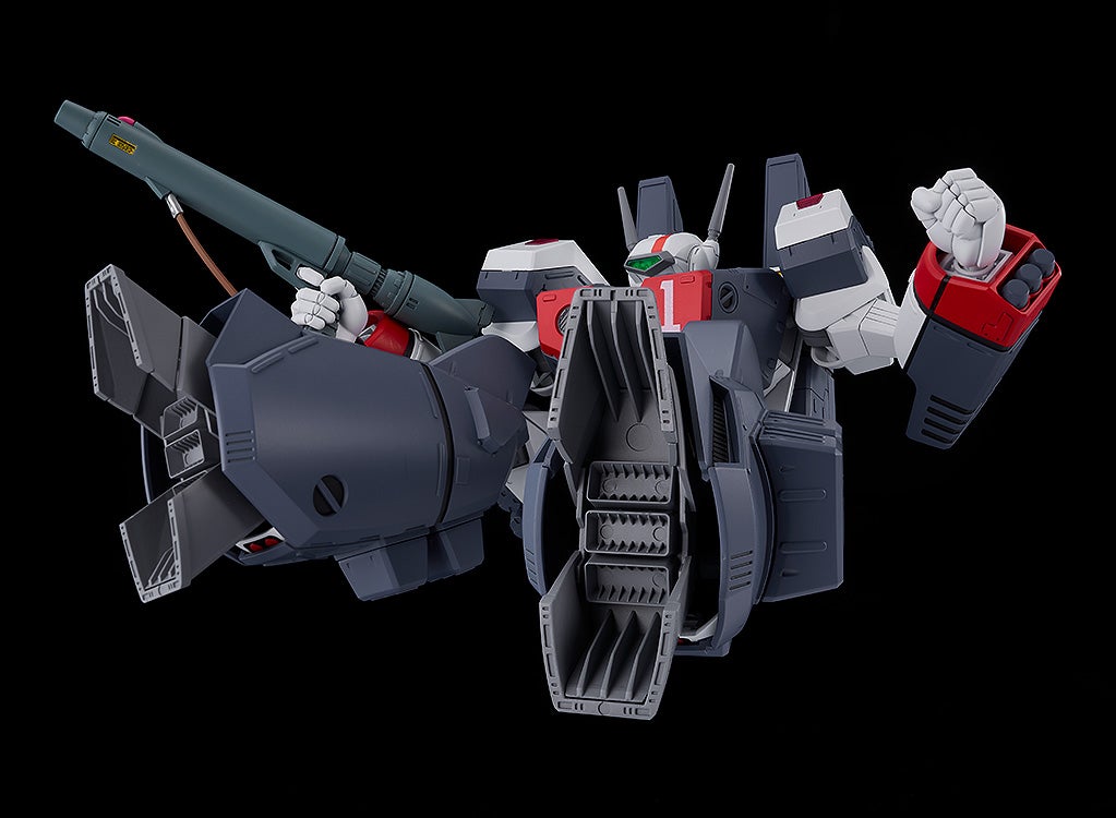 PLAMAX PX18 1/72 VF-1J Armored Valkyrie