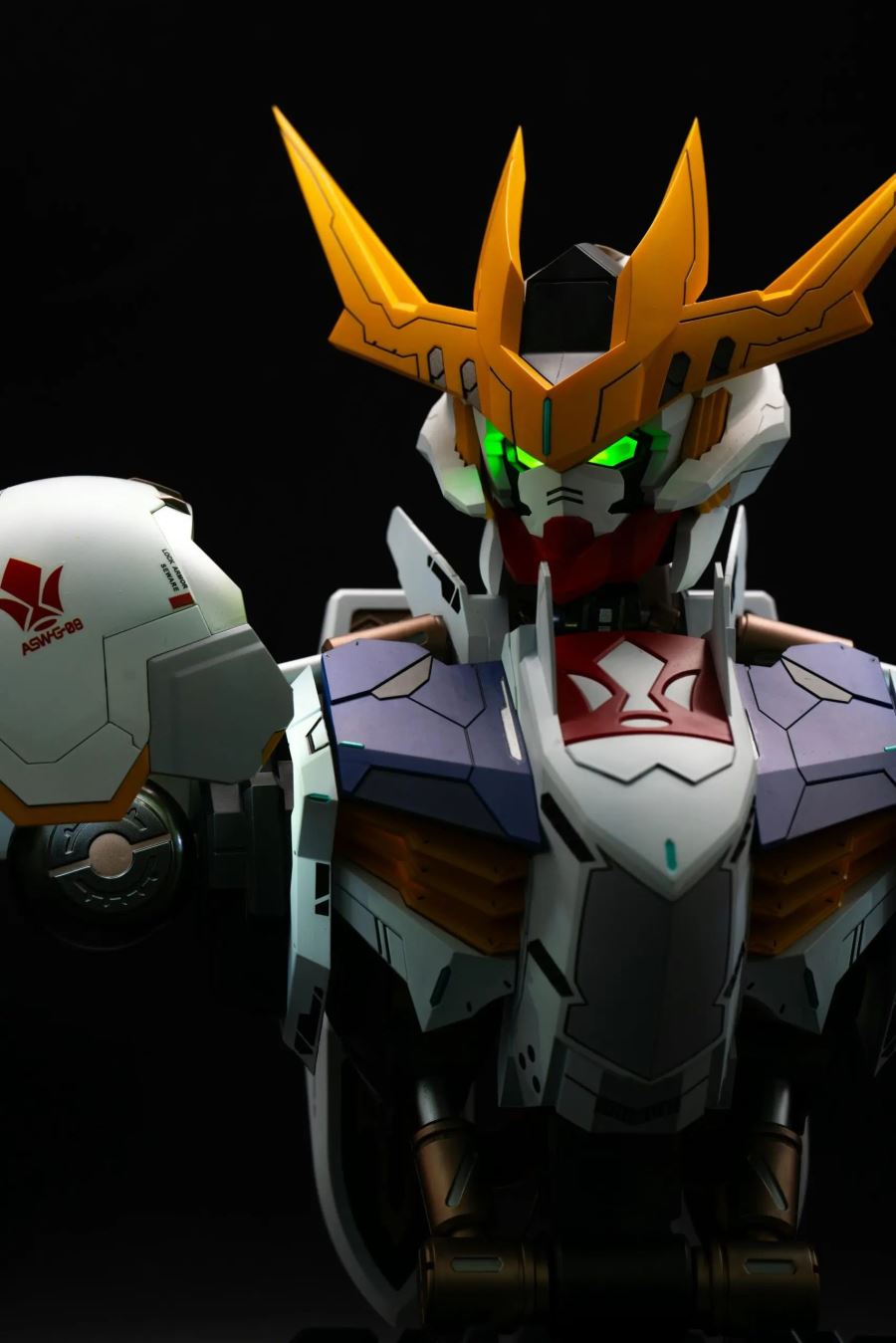  - Gundam Battle 1/30 ASW-G-08 Gundam Barbatos Lupus Rex