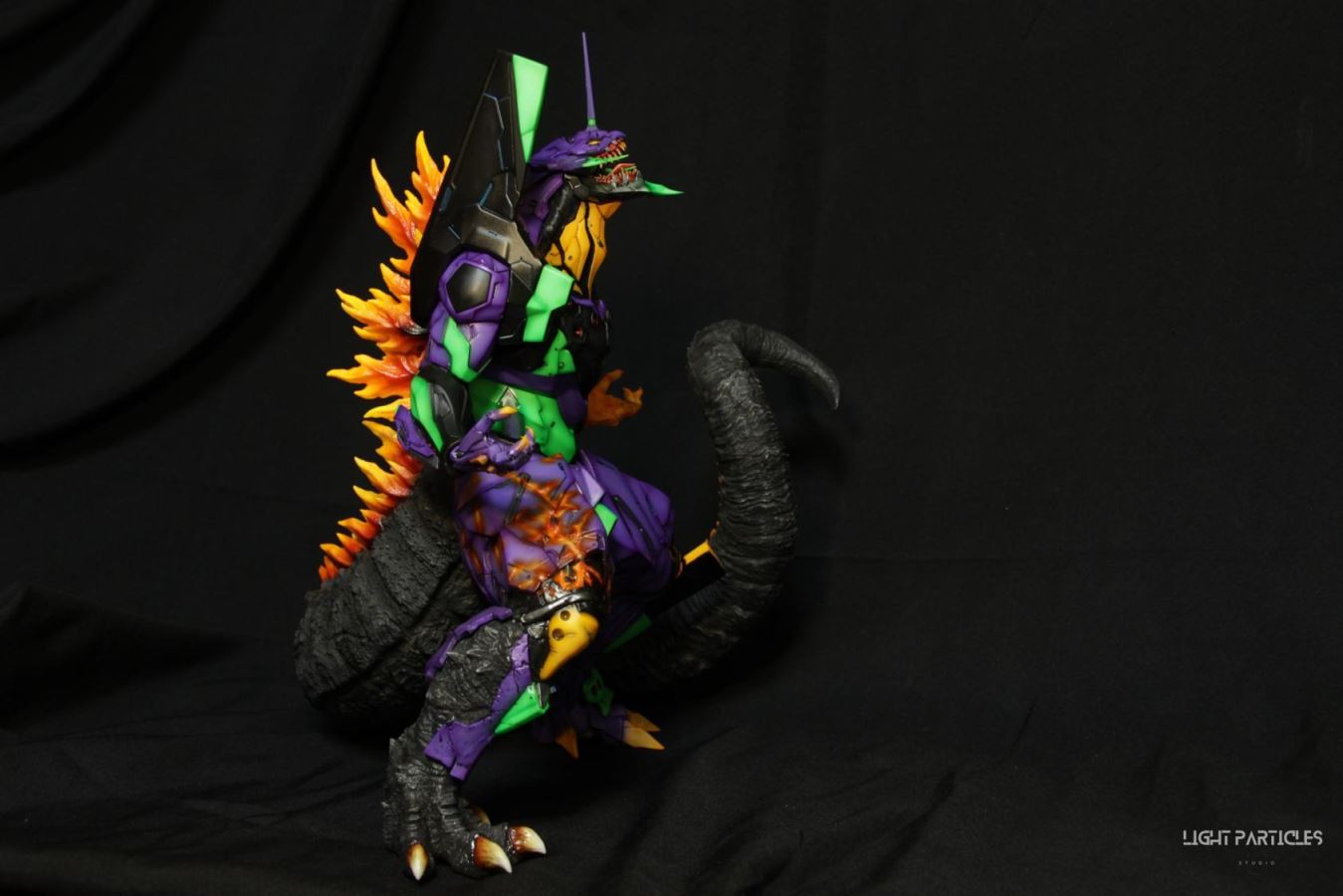 Godzilla-like Evangelion Unit-01's Crimson Lotus Mode