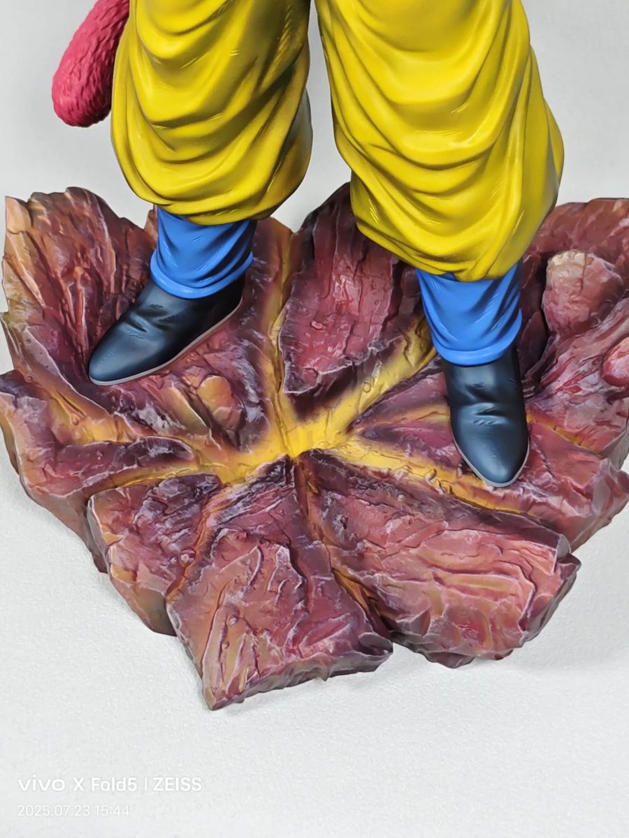 Super Saiyan 4 Goku - Dragon Ball