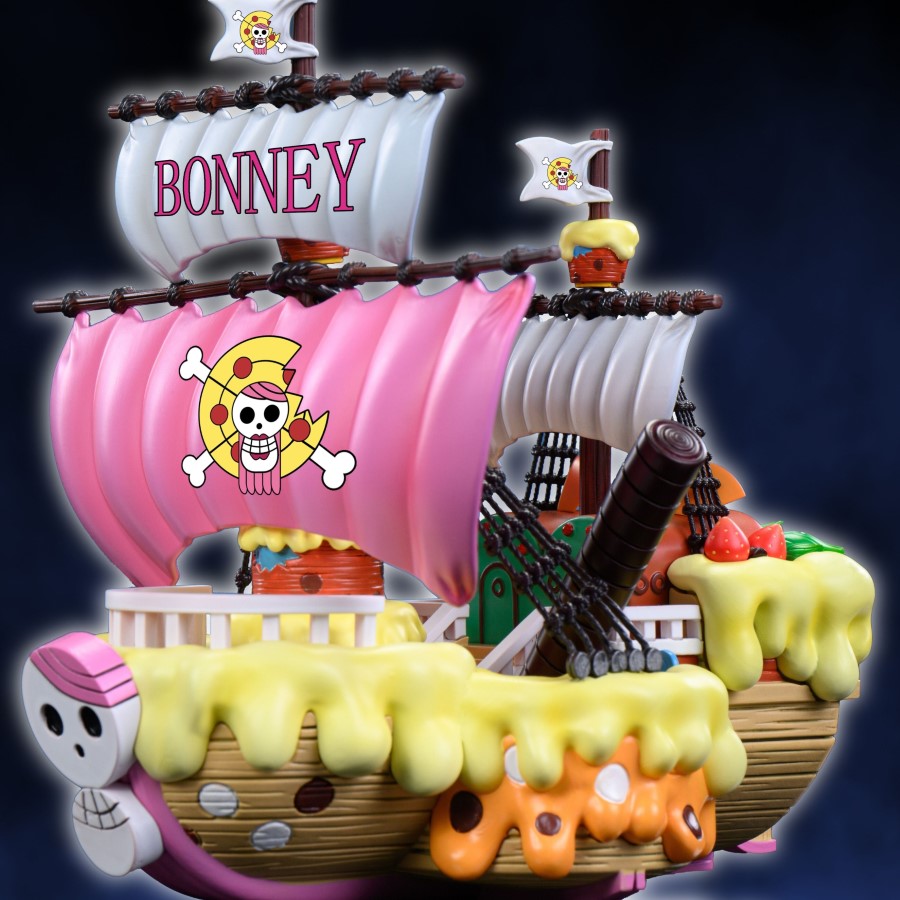 Bonney Pirate Ship Jewelry - One Piece