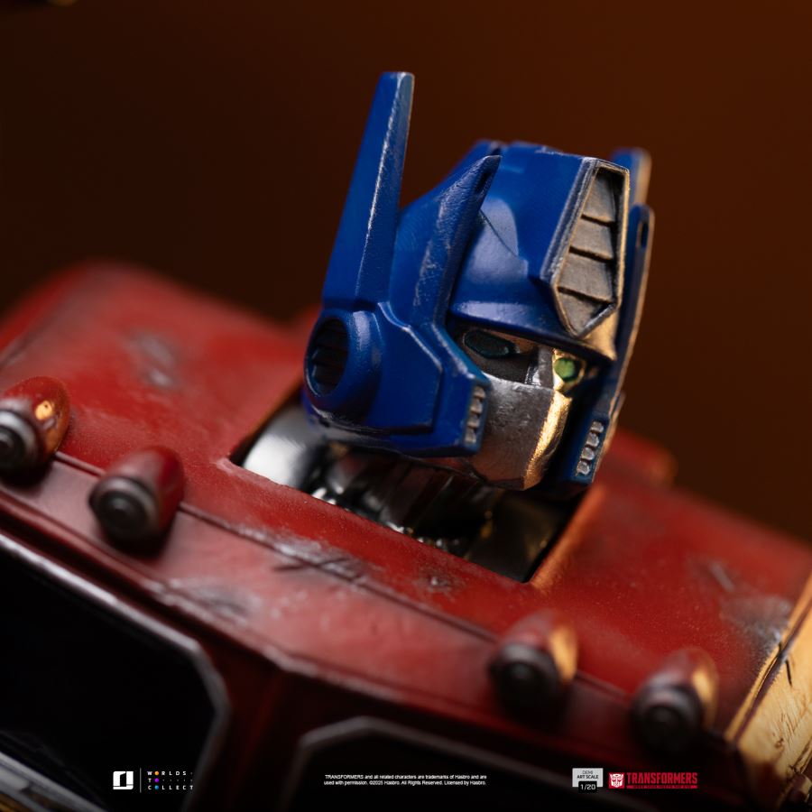 Optimus Prime - Transformer Demi Scale 1/20