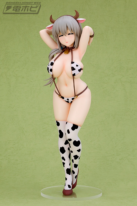 Uzaki-chan Wants to Hang Out! ω GLITTER & GLAMOURS Uzaki Tsuki Cow Swimsuit Ver