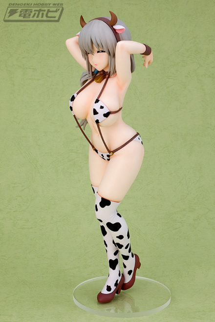 Uzaki-chan Wants to Hang Out! ω GLITTER & GLAMOURS Uzaki Tsuki Cow Swimsuit Ver