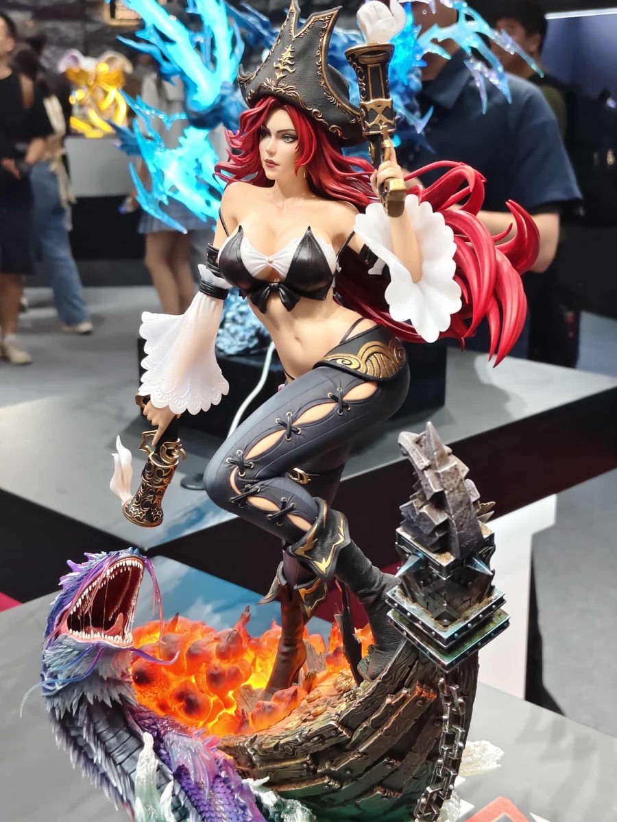 Miss Fortune the Bounty Hunter - League of Legends [Licensed]