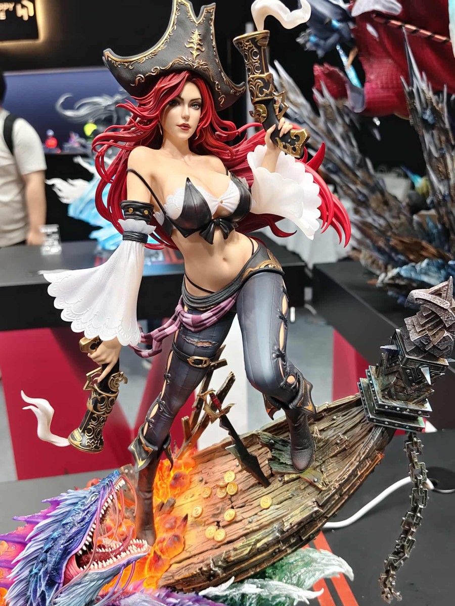 Miss Fortune the Bounty Hunter - League of Legends [Licensed]