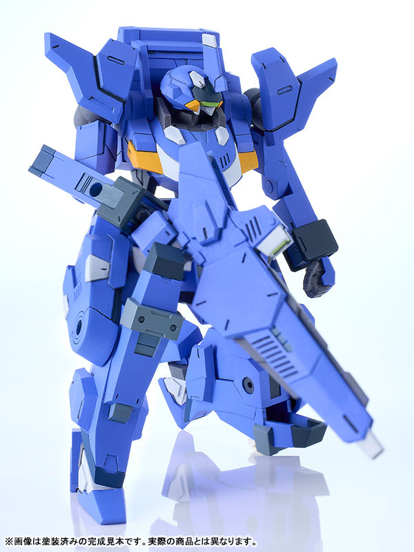MODEROID Titanomachia SIDE:CC Legatoedge (Blue Ver.) 1/48