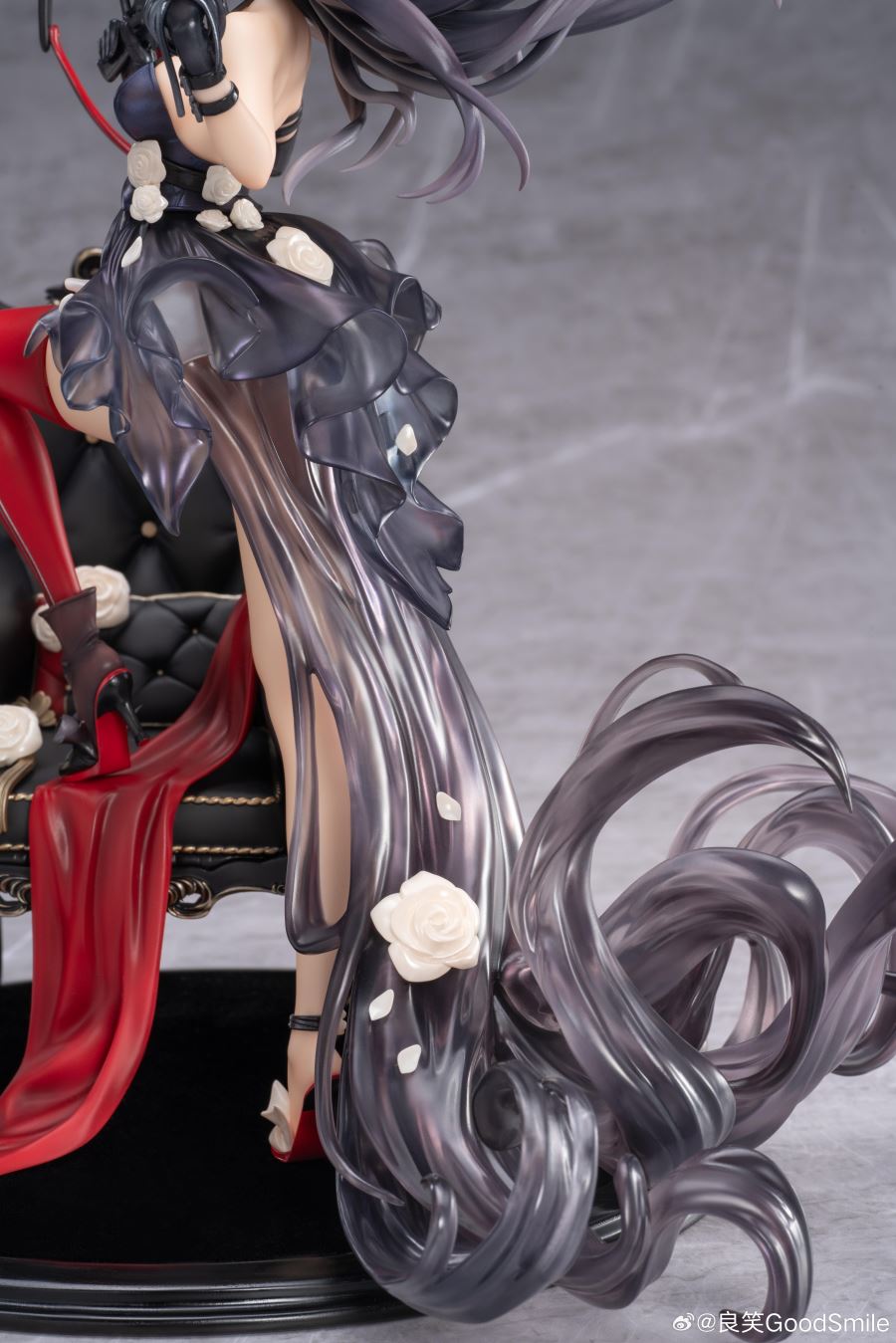 KNIVES OUT Diane: Banquet Dance 1/7