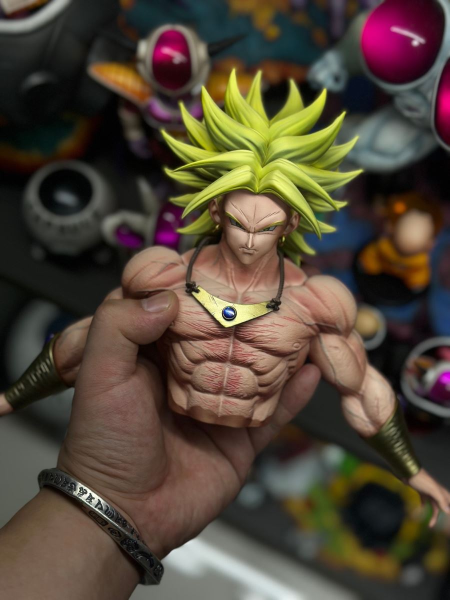 Broly - Dragon Ball