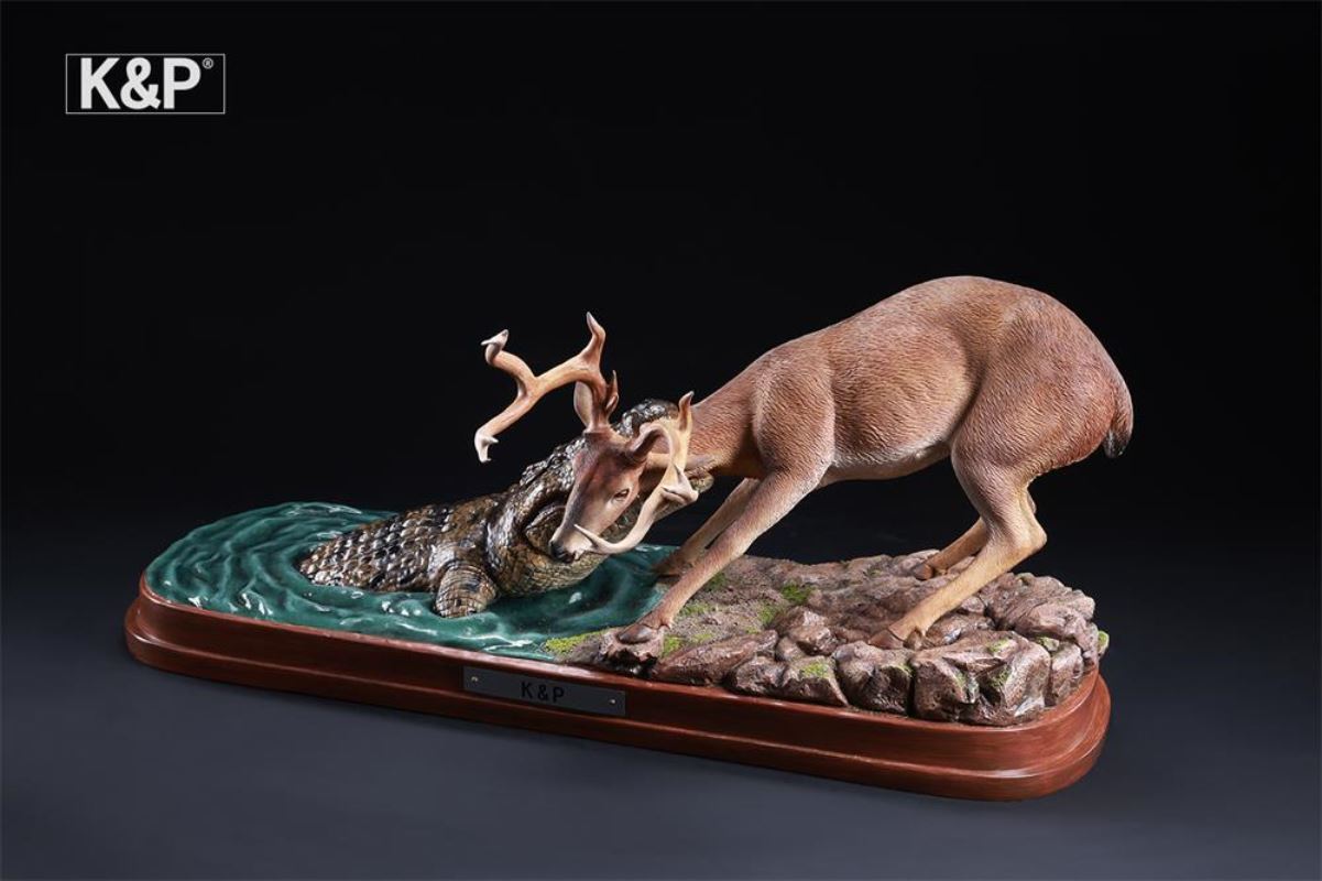 Deer & Crocodile Animal Trendy - the line between life and death