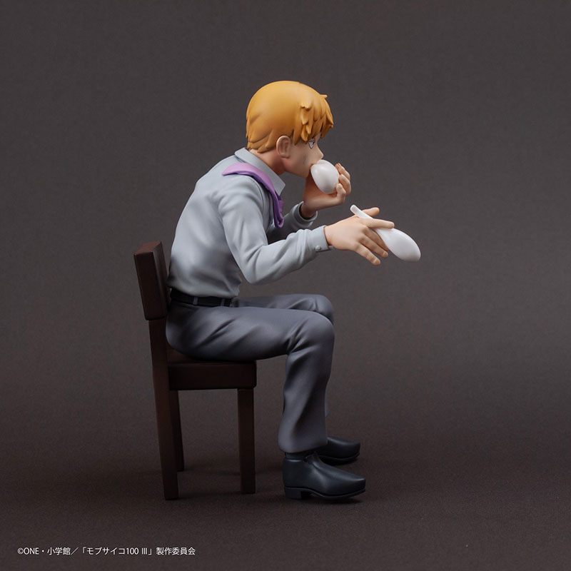 Mob Psycho 100 III x Bunbougu Cafe 2022 Figure Arataka Reigen