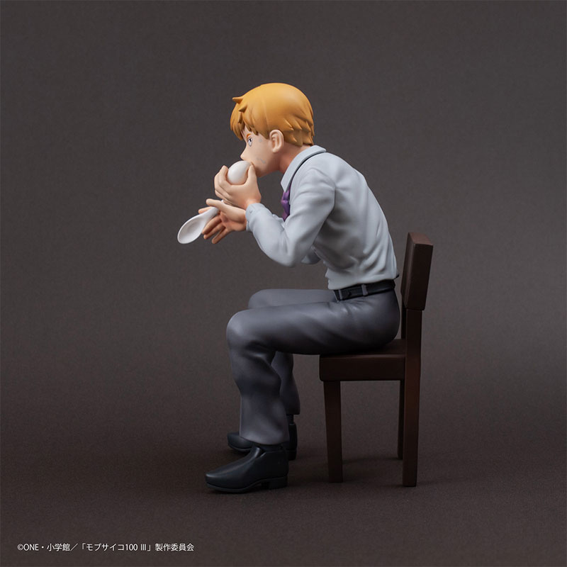 Mob Psycho 100 III x Bunbougu Cafe 2022 Figure Arataka Reigen
