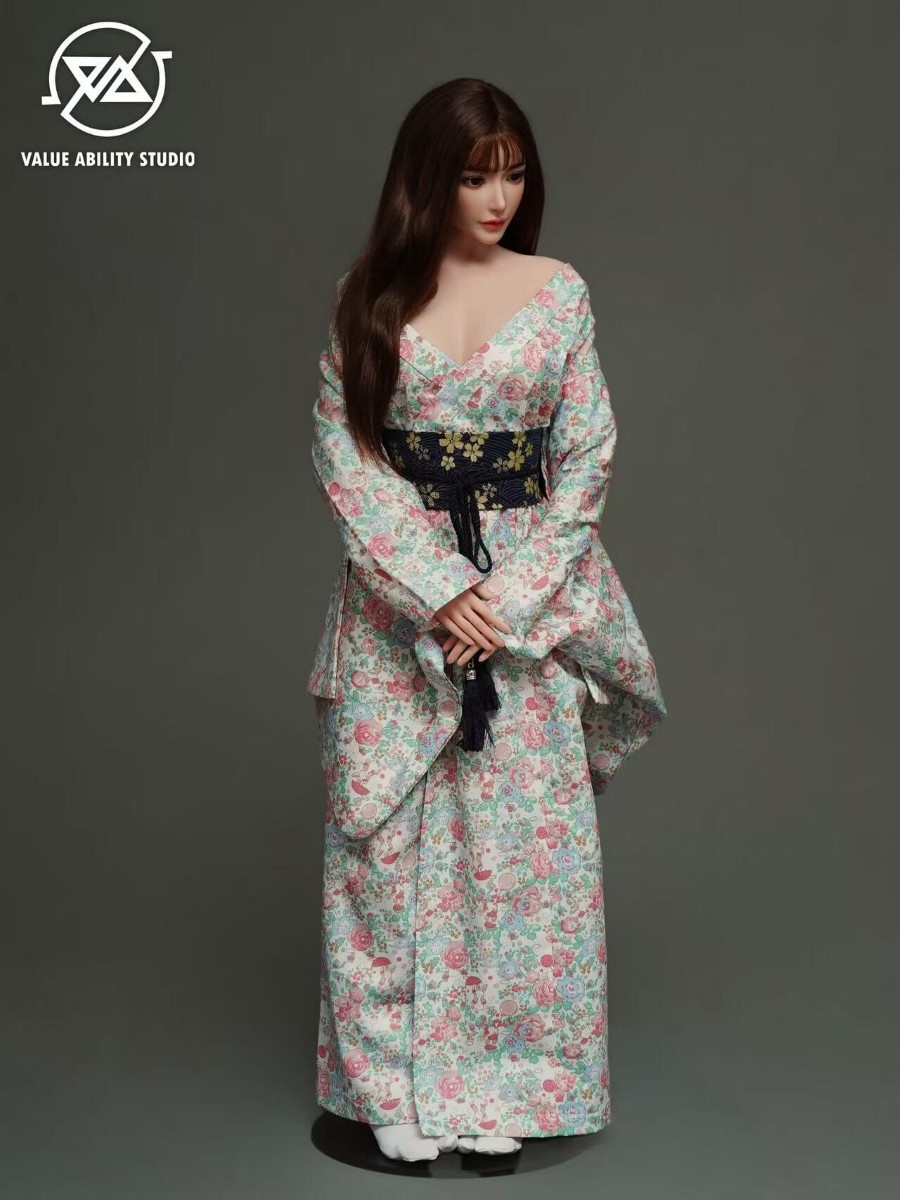 Asuka Kirara Platinum Silicone Action Figure 1/2.5