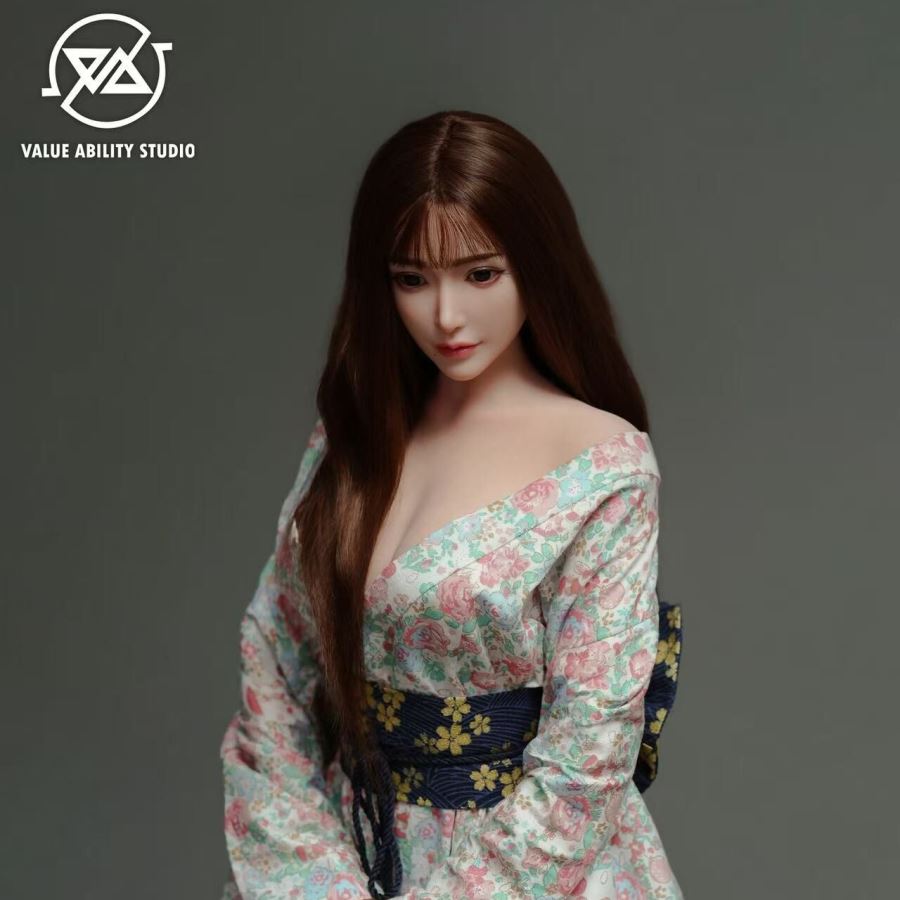 Asuka Kirara Platinum Silicone Action Figure 1/2.5