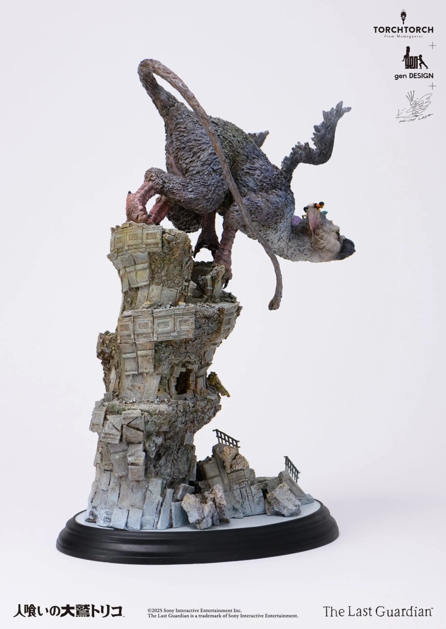 The Last Guardian: Trico Art Statue
