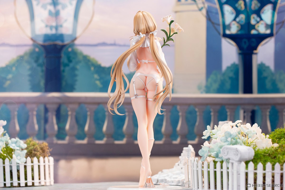 Momoko-chan ver. Standard Edition (Non-hair Implant Ver.)