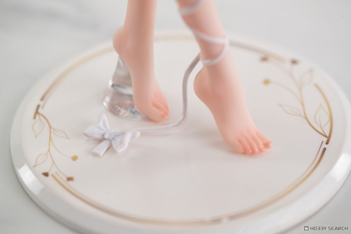 Momoko-chan ver. Standard Edition (Non-hair Implant Ver.)