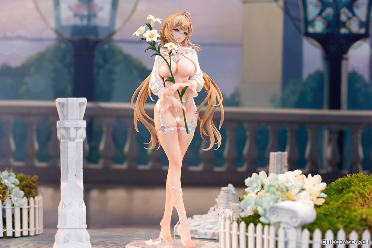 Momoko-chan ver. Standard Edition (Non-hair Implant Ver.)