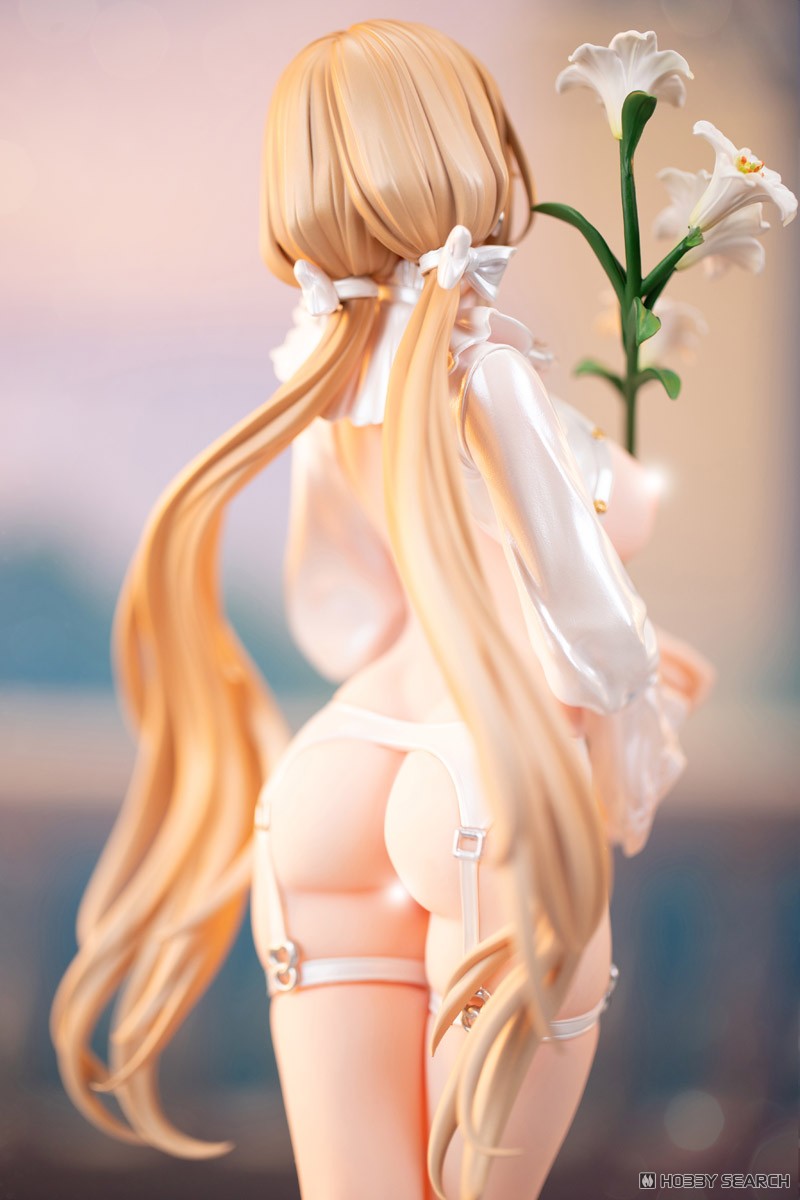 Momoko-chan ver. Standard Edition (Non-hair Implant Ver.)