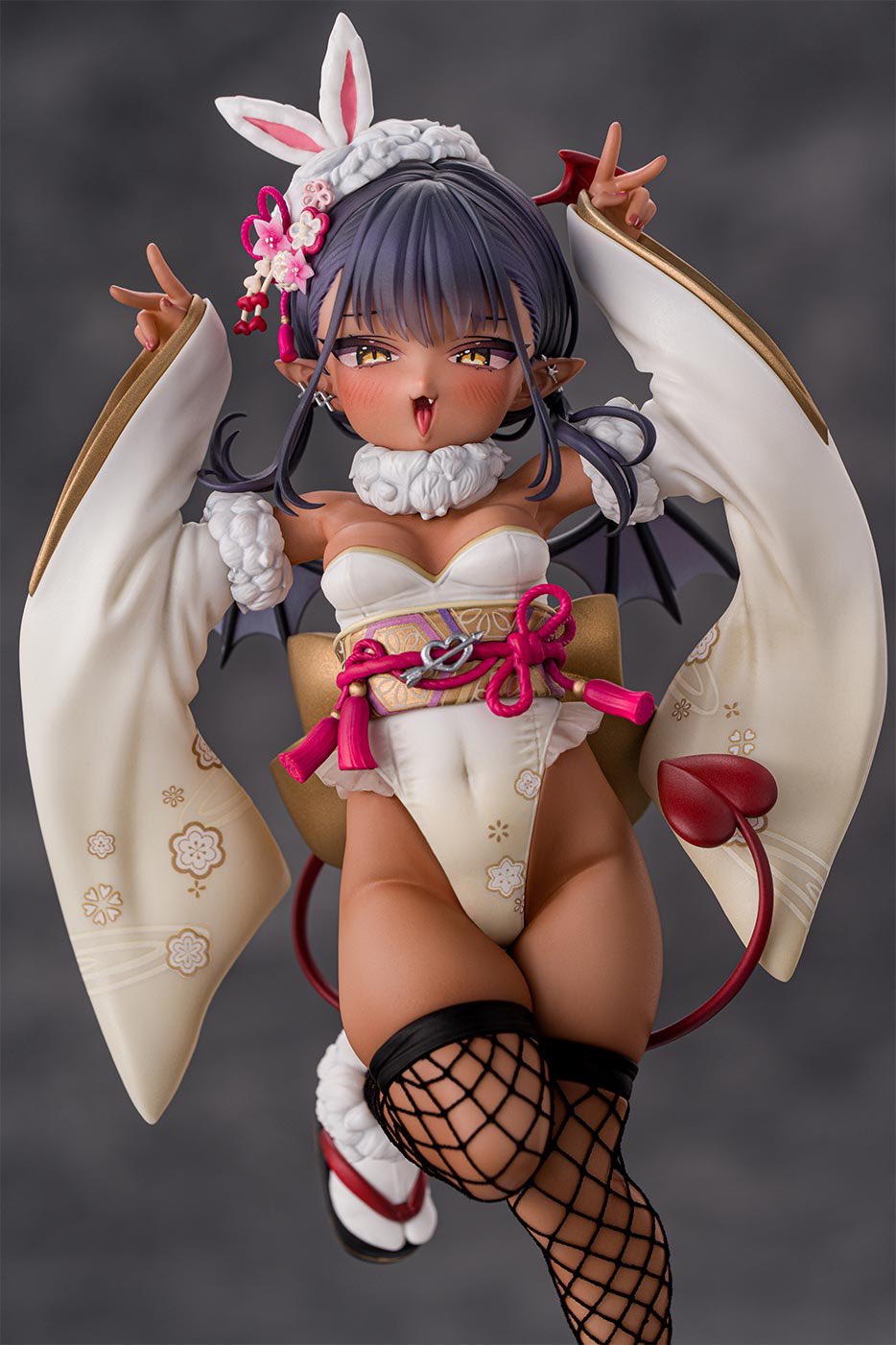 Dark-skinned Succubus-chan: Bunny Dress Ver 1/6