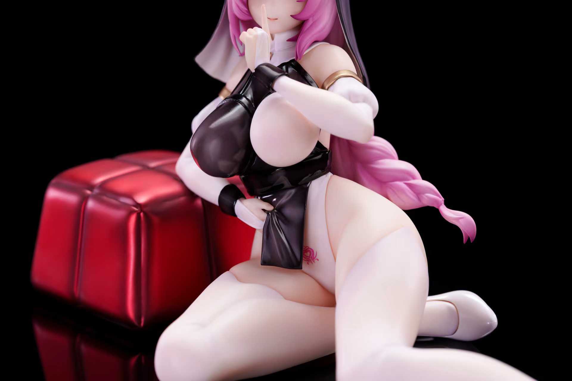 Molly Succubus possesses 1/6
