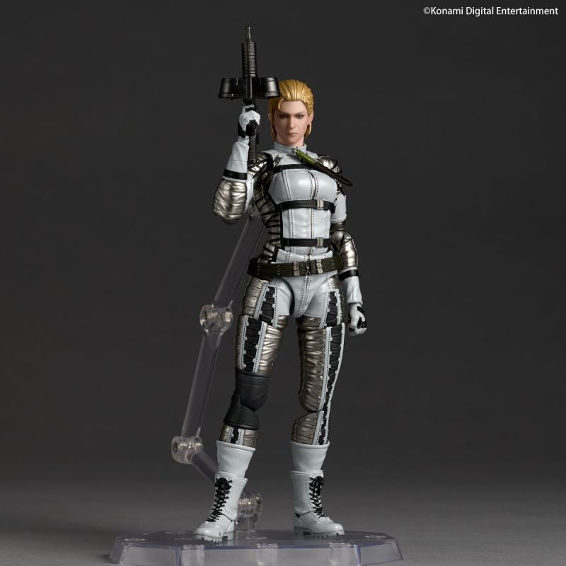 Revoltech Amazing Yamaguchi The Boss - METAL GEAR SOLID Δ: SNAKE EATER
