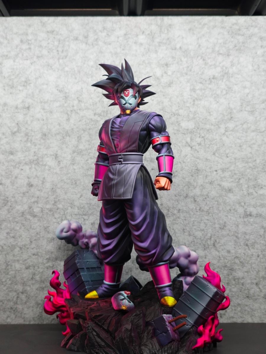 Crimson-Masked Saiyan - Dragon Ball