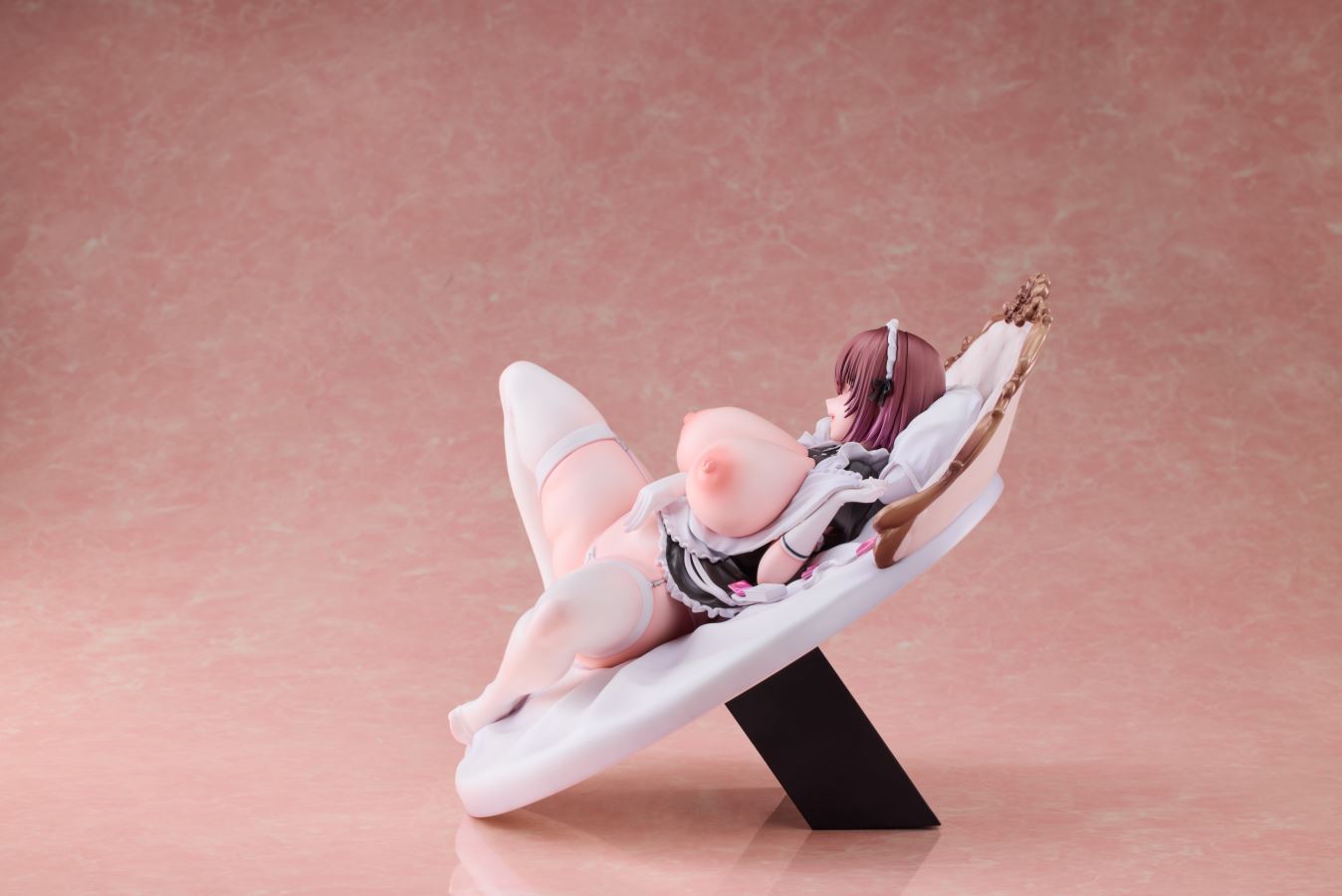 Takanashi Tenha illustrated by Blue