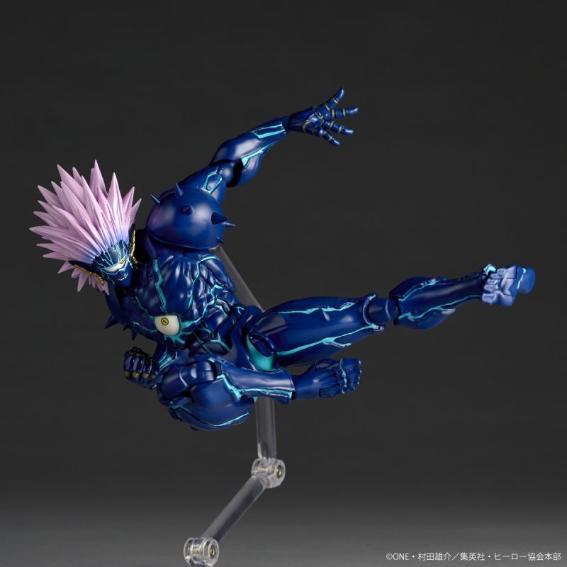 Revoltech Amazing Yamaguchi Boros Second Form Ver